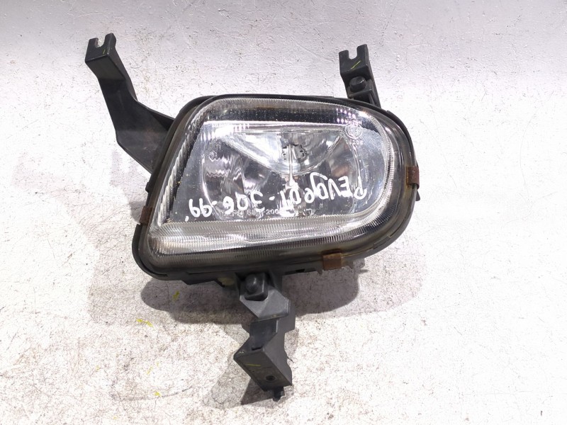 Recambio de faro antiniebla izquierdo para peugeot 306 (7b, n3, n5) 1.9 d referencia OEM IAM 085502008L  