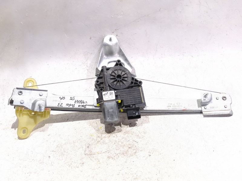 Recambio de mecanismo elevalunas delantero izquierdo para dacia duster (hm_) 1.5 dci 90 (hmaa) referencia OEM IAM 807217664R  