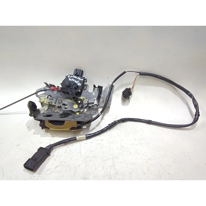 Recambio de cerradura puerta trasera izquierda para chrysler voyager (rg)(2001) 2.5 crd referencia OEM IAM 800786  