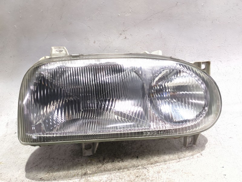 Recambio de faro delantero derecho para volkswagen golf iii (1h1) 1.9 tdi referencia OEM IAM 084411115  
