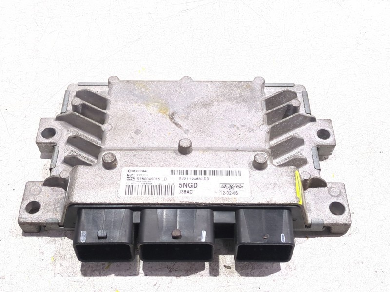 Recambio de centralita inyeccion para ford fiesta vi 1.6 ti referencia OEM IAM S180049016D  