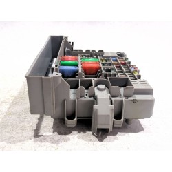 Recambio de caja reles / fusibles para bmw 1 (e87) 120 d referencia OEM IAM 690660703  