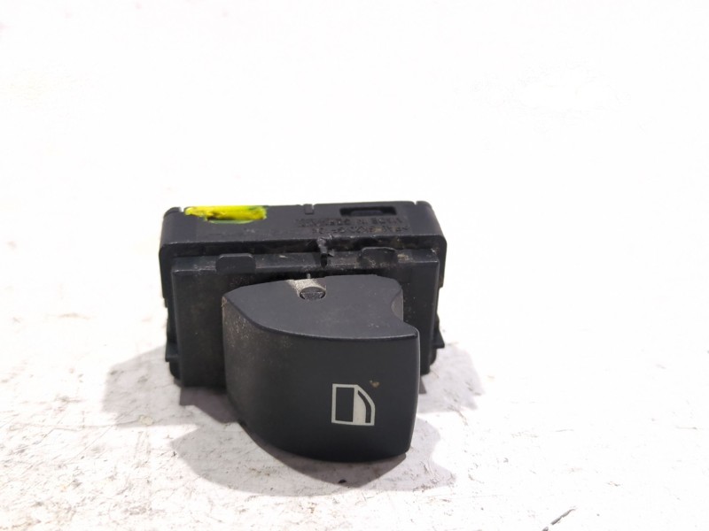 Recambio de mando elevalunas trasero derecho para bmw 1 (e87) 120 d referencia OEM IAM 15979800  