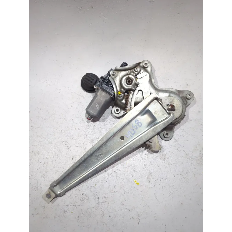 Recambio de elevalunas trasero izquierdo para toyota auris (_e15_) 2.0 d-4d (ade150_) referencia OEM IAM 8571035180  