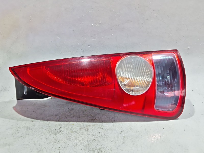 Recambio de piloto trasero izquierdo para renault espace iv (jk0)(2002) 2.2 dci (jk07) referencia OEM IAM 8200027153  