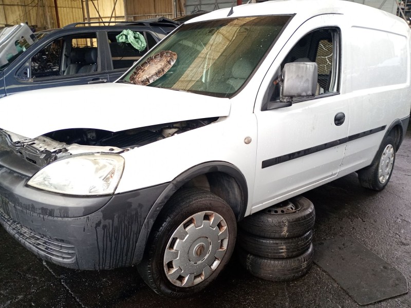 opel combo furgoneta/monovolumen del año 2004