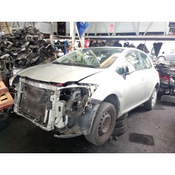 TOYOTA AURIS (_E15_)