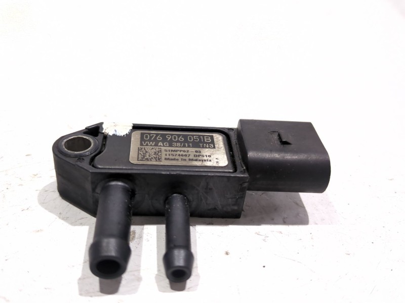 Recambio de sensor presion para skoda yeti (5l) 2.0 tdi 4x4 referencia OEM IAM 076906051B  