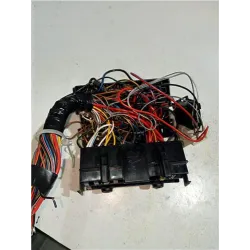 Recambio de caja fusibles/rele para ford ka (ccq)(1996) 1.3 i referencia OEM IAM 94FG14A073AA  