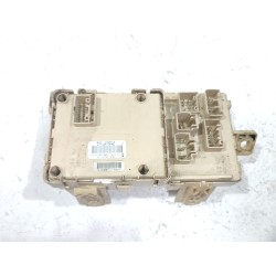 Recambio de caja reles / fusibles para toyota avensis berlina (t25)(2003) 2.2 d-cat referencia OEM IAM 8264105020A  