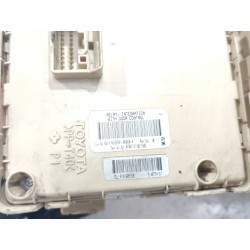 Recambio de caja reles / fusibles para toyota avensis berlina (t25)(2003) 2.2 d-cat referencia OEM IAM 8264105020A  