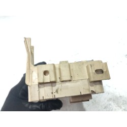 Recambio de caja reles / fusibles para toyota avensis berlina (t25)(2003) 2.2 d-cat referencia OEM IAM 8264105020A  