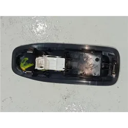 Recambio de botonera puerta delantera derecha para peugeot 2008 allure blue-hdi fap] referencia OEM IAM 96751115ZD  