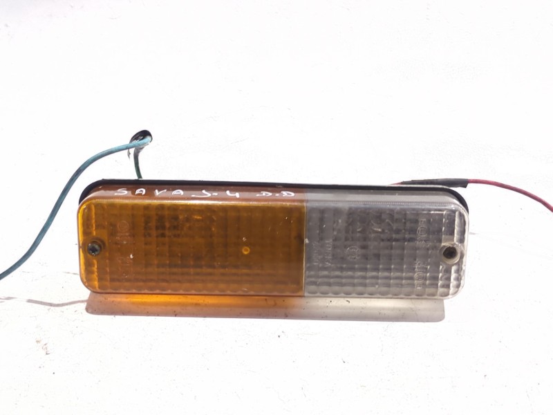 Recambio de piloto intermitente lateral delantero derecho para sava j4 1.1 1.1 referencia OEM IAM 2454821576  