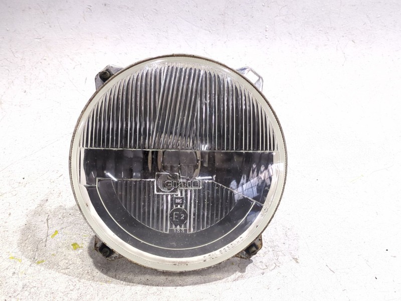 Recambio de faro delantero derecho para avia (misa) 2000-serie 2.7d referencia OEM IAM 061655  