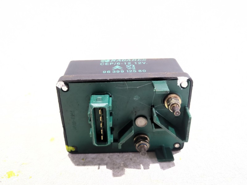 Recambio de caja precalentamiento para peugeot 807 (2002) 2.0 hdi referencia OEM IAM 9639912580  