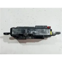 Recambio de caja fusibles/rele para bmw serie m4 coupe (f82) basis 24v referencia OEM IAM V8938907001 9389074 10688710  