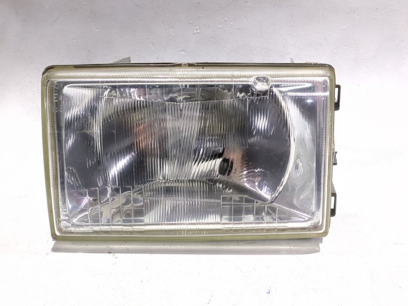 Recambio de faro delantero izquierdo para renault 9 (l42_) 1.4 (l422, l42c) referencia OEM IAM 061810  