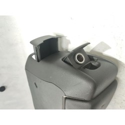 Recambio de consola central para opel astra j 1.4 turbo referencia OEM IAM 13317404T  