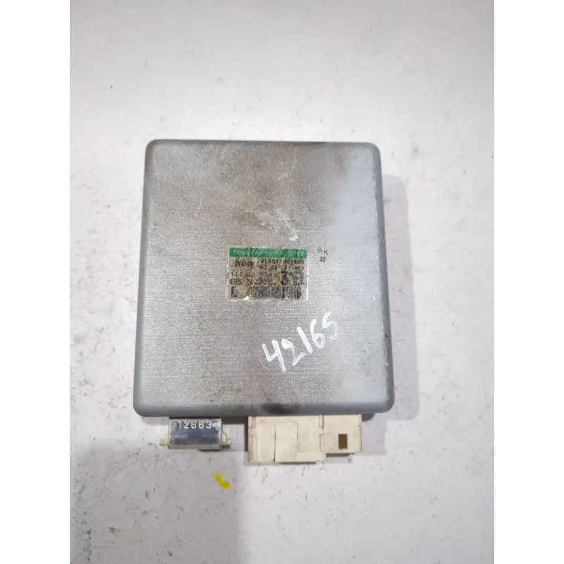 Recambio de centralita inyeccion para toyota auris (_e15_) 2.0 d-4d (ade150_) referencia OEM IAM 8965002390  