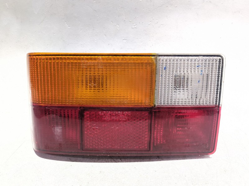 Recambio de piloto trasero izquierdo para innocenti koral referencia OEM IAM 326733  