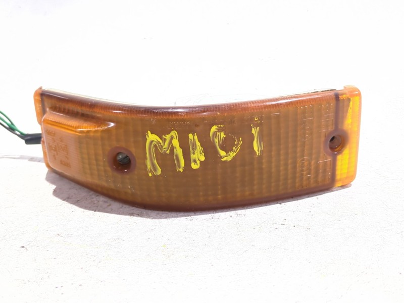 Recambio de piloto intermitente lateral delantero derecho para opel midi 2.2d referencia OEM IAM 21021341R  