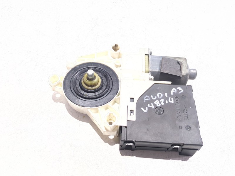 Recambio de motor elevalunas delantero izquierdo para audi a3 (8p1) 2.0 tdi 16v referencia OEM IAM 8P0959801D  