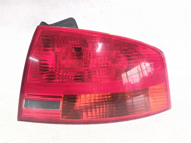 Recambio de piloto trasero derecho para audi a4 b7 (8ec) 2.0 tdi referencia OEM IAM 8E5945096  