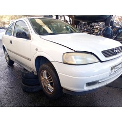 opel astra g coupe (2000) del año 2000