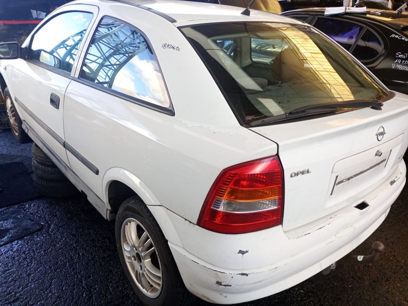 opel astra g coupe (2000) del año 2000