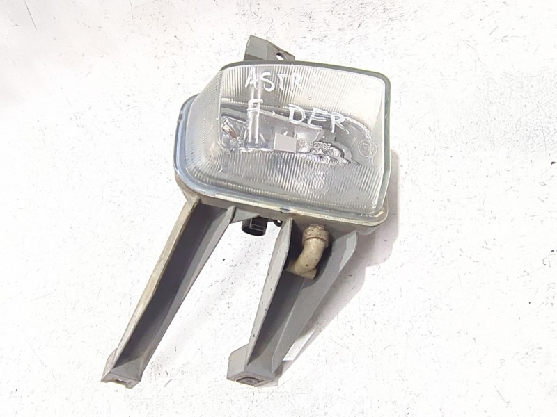 Recambio de faro antiniebla derecho para opel astra f berlina (1991) 1.7 tds referencia OEM IAM 67807049  