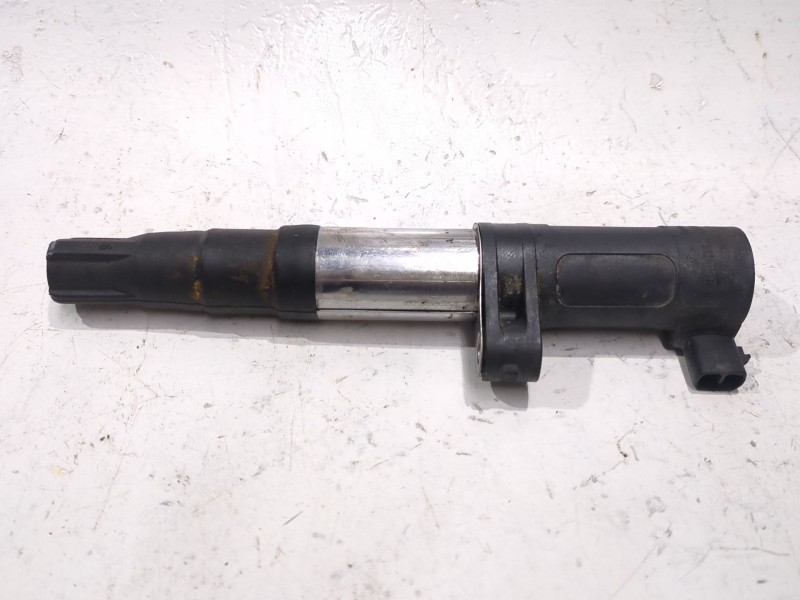 Recambio de bobina encendido para renault megane ii sedán (lm0/1_) 1.6 referencia OEM IAM 8200765882  