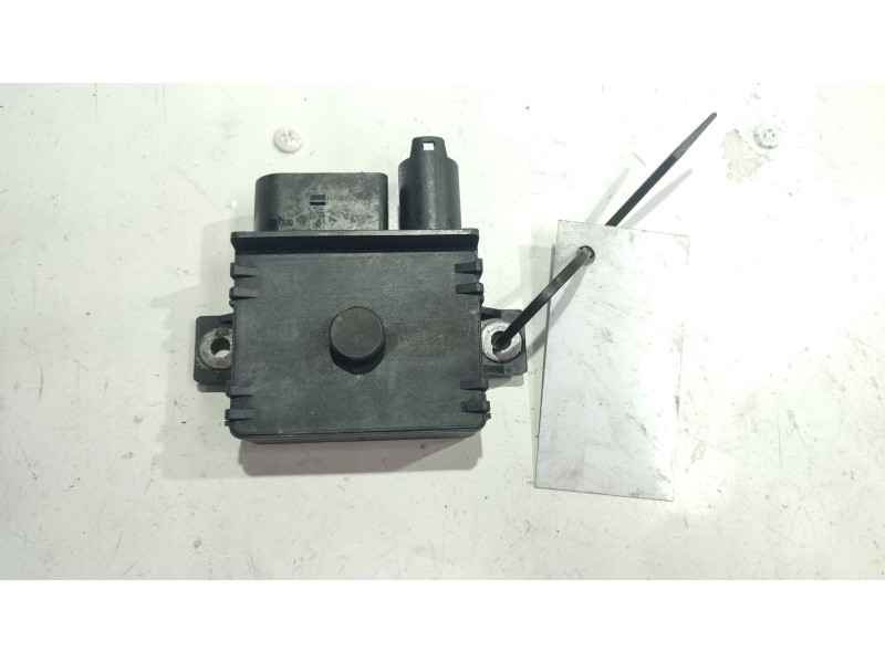 Recambio de caja precalentamiento para bmw 3 coupé (e46) 320 cd referencia OEM IAM 778682105  0522120101