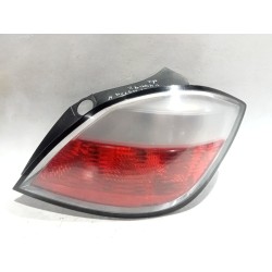 PILOTO TRASERO DERECHO 24451837 