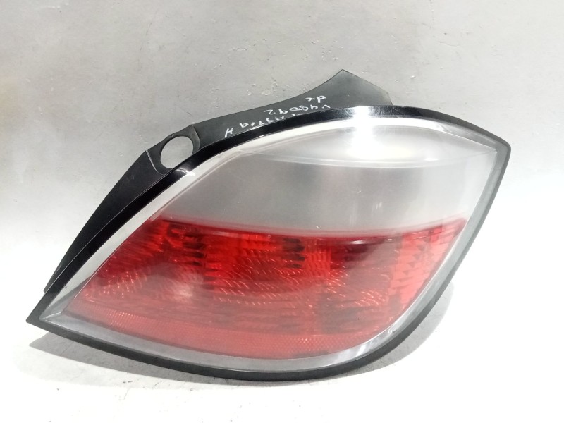 Recambio de piloto trasero derecho para opel astra h (a04) 1.7 cdti (l48) referencia OEM IAM 24451837  