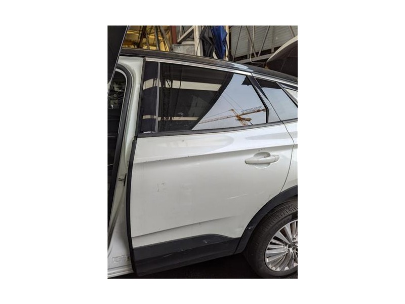 Recambio de puerta trasera izquierda para opel grandland x (2017) 1.6 business [1,6 ltr. - 88 kw 16v cdti dpf] referencia OEM IA