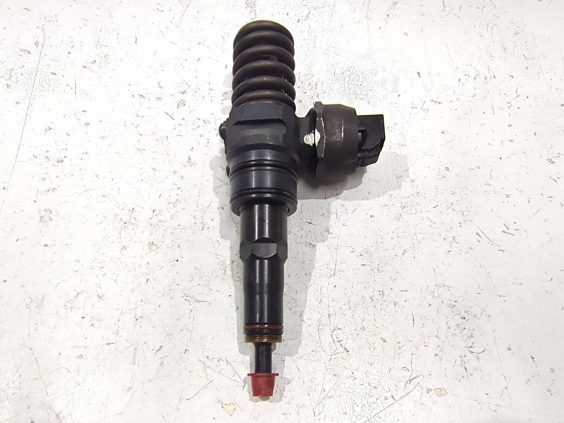 Recambio de inyector para seat cordoba (6l2) 1.9 tdi referencia OEM IAM 038130073AJ  