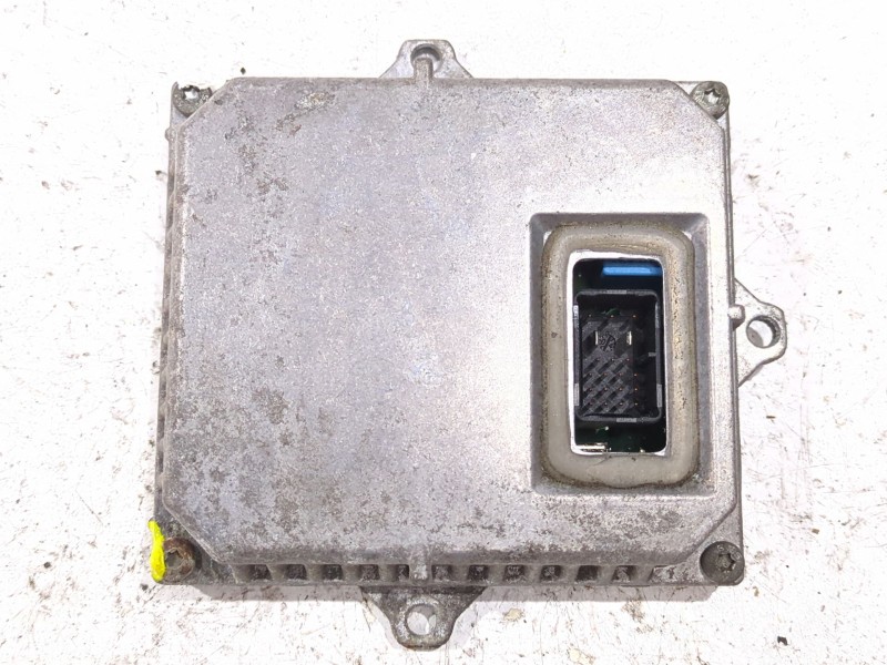 Recambio de centralita xenon para ford mondeo iii sedán (b4y) 1.8 16v referencia OEM IAM 1307329064  