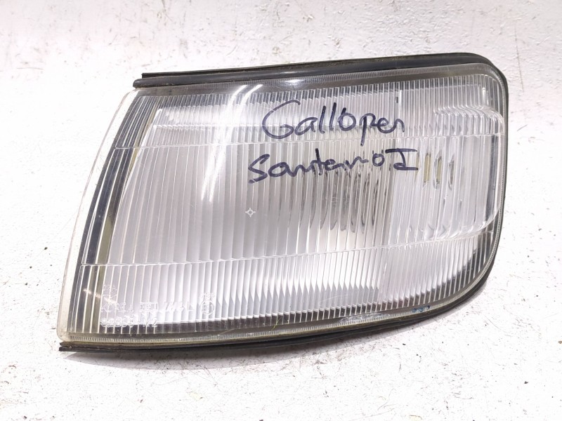 Recambio de intermitente delantero izquierdo para hyundai santamo 2.0 referencia OEM IAM 92303M20  