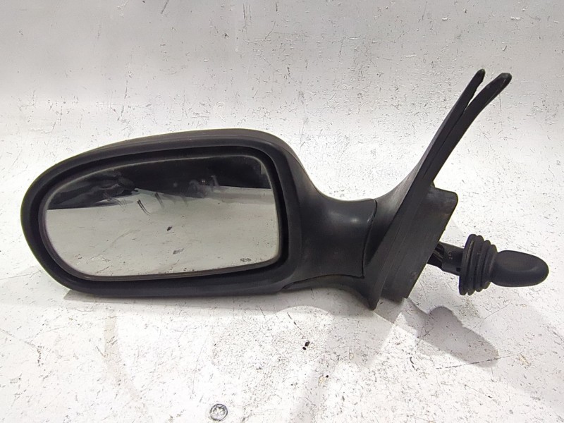 Recambio de retrovisor izquierdo para daewoo nubira berlina (1997) 1.6 referencia OEM IAM E11015351  