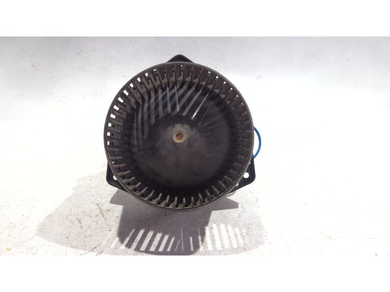 Recambio de motor calefaccion para nissan vanette cargo (hc23)(05.1995) 2.3 d referencia OEM IAM 4868530350  