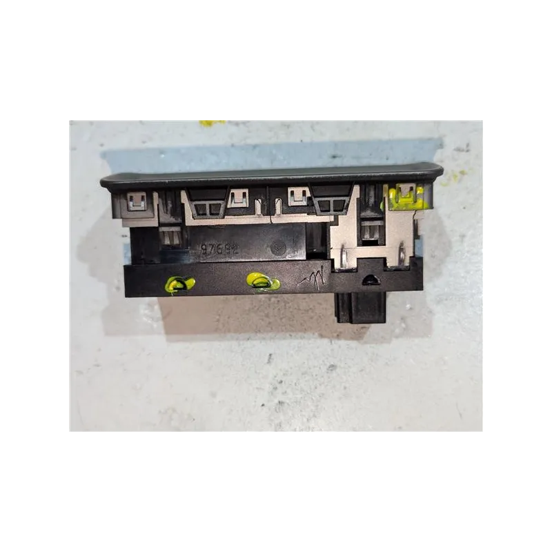 Recambio de mando multifuncion para jaguar xf v6 diesel luxury v6 diesel cat referencia OEM IAM 10400976890  