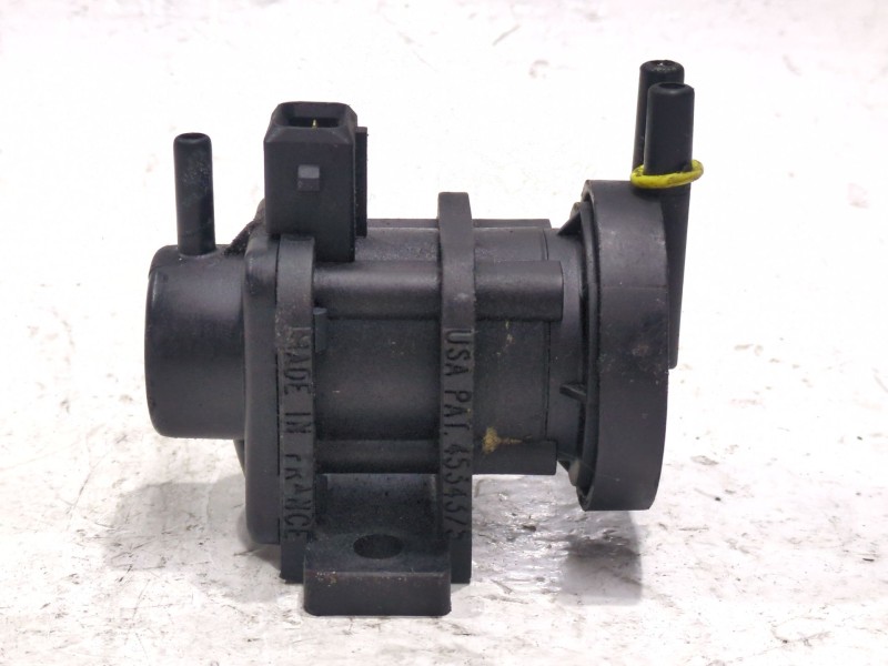 Recambio de valvula aire adicional para opel vectra c (z02) 1.9 cdti (f69) referencia OEM IAM 09158200  