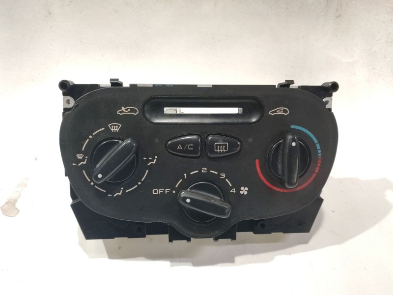 Recambio de mando climatizador para peugeot 206 (1998) 2.0 hdi 90 referencia OEM IAM 64138  