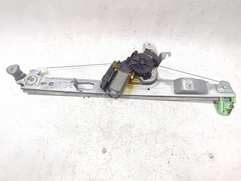 Recambio de mecanismo elevalunas trasero derecho para renault megane scénic 1.5 dci 106 cv referencia OEM IAM 117358B  