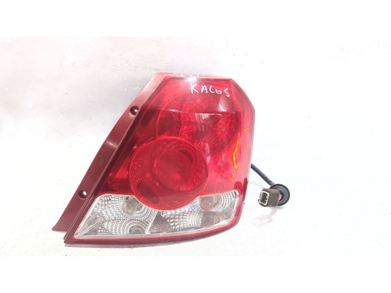 Recambio de piloto trasero derecho para daewoo kalos (klas) 1.2 referencia OEM IAM 082221908R  