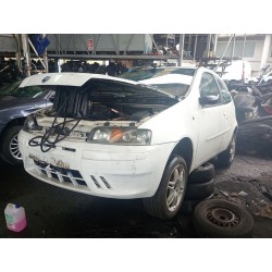 fiat punto (188_) del año 2000