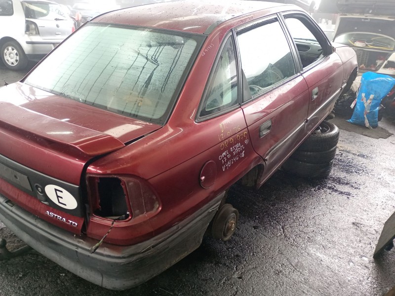 opel astra f caravan (1991) del año 1997