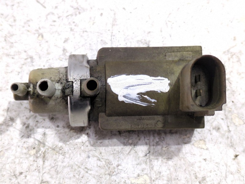 Recambio de valvula aire adicional para audi a6 c5 (4b2, 4b4) 2.5 tdi referencia OEM IAM 059906627C  