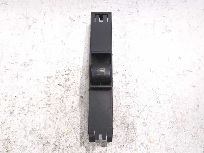 Recambio de mando elevalunas delantero izquierdo para bmw 3 compact (e46) 320 td referencia OEM IAM 6902177  